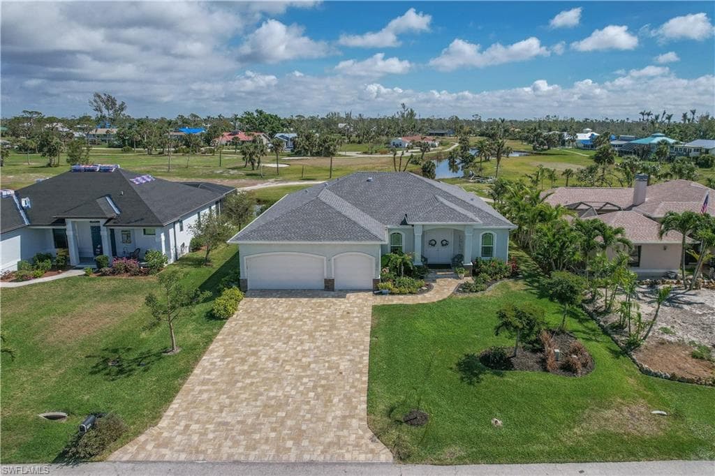 14076 Clubhouse DR BOKEELIA, FL 33922