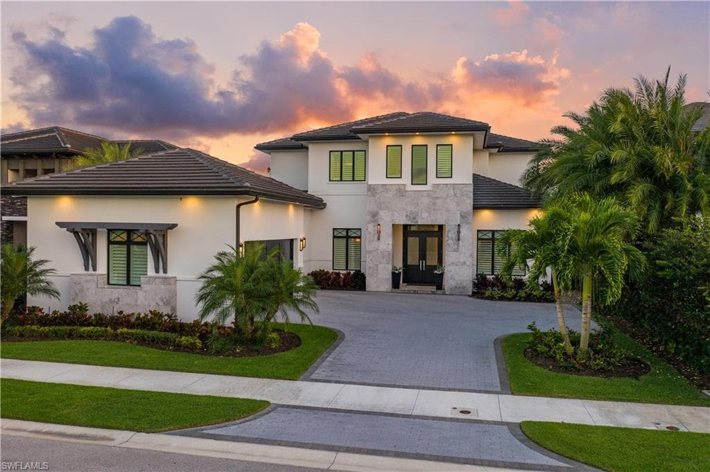 1664 Vinland WAY NAPLES, FL 34105
