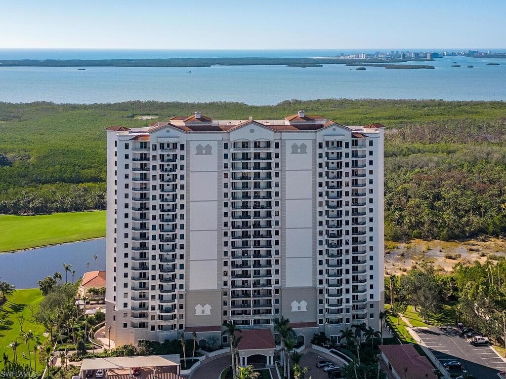 23850 VIA ITALIA CIR 1105 BONITA SPRINGS, FL 34134
