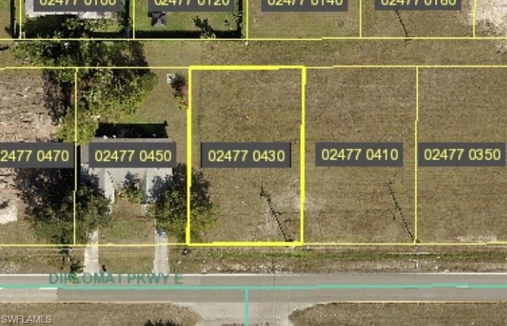 413 Diplomat PKWY E CAPE CORAL, FL 33909