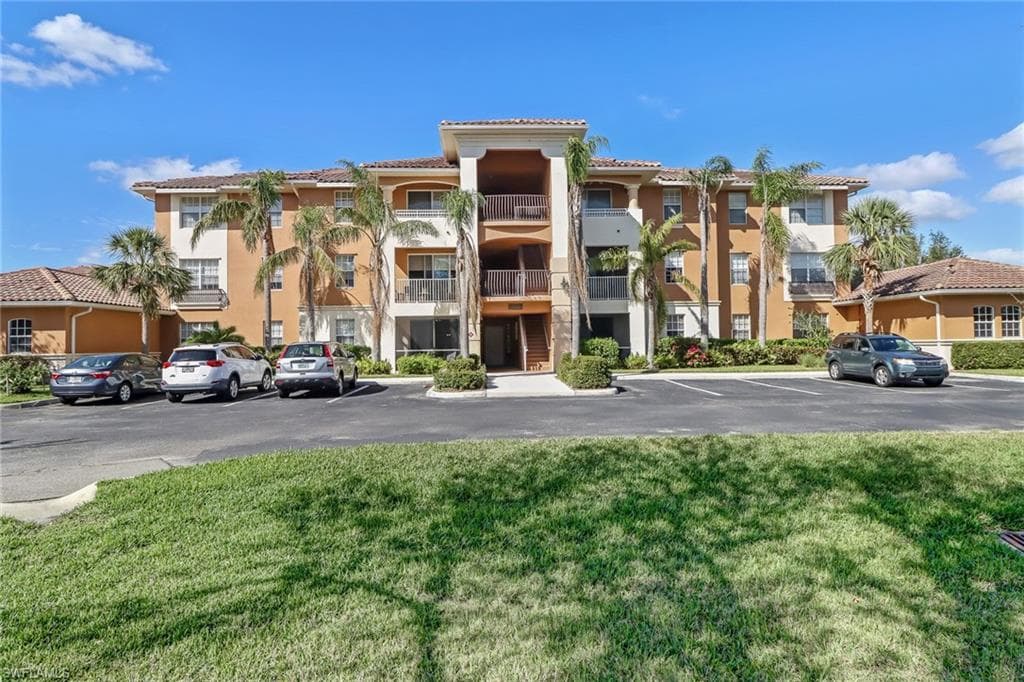 3964 POMODORO CIR 101 CAPE CORAL, FL 33909