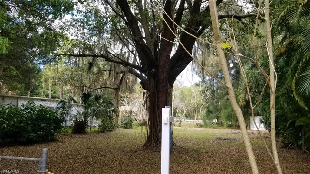 348 Capitol ST NORTH FORT MYERS, FL 33903
