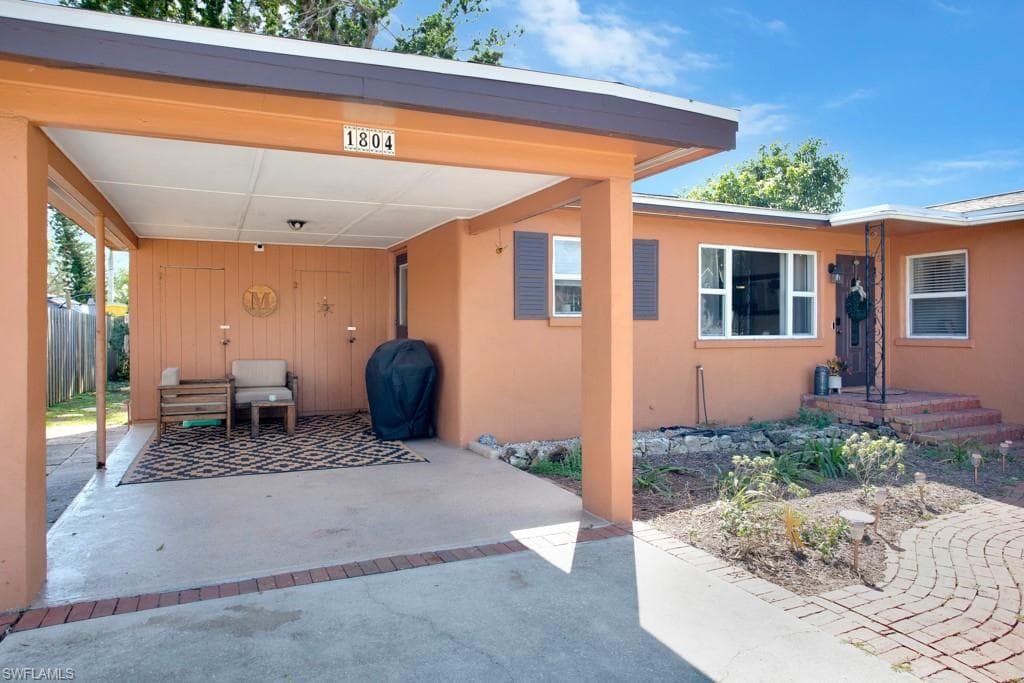1804 Moreno AVE FORT MYERS, FL 33901