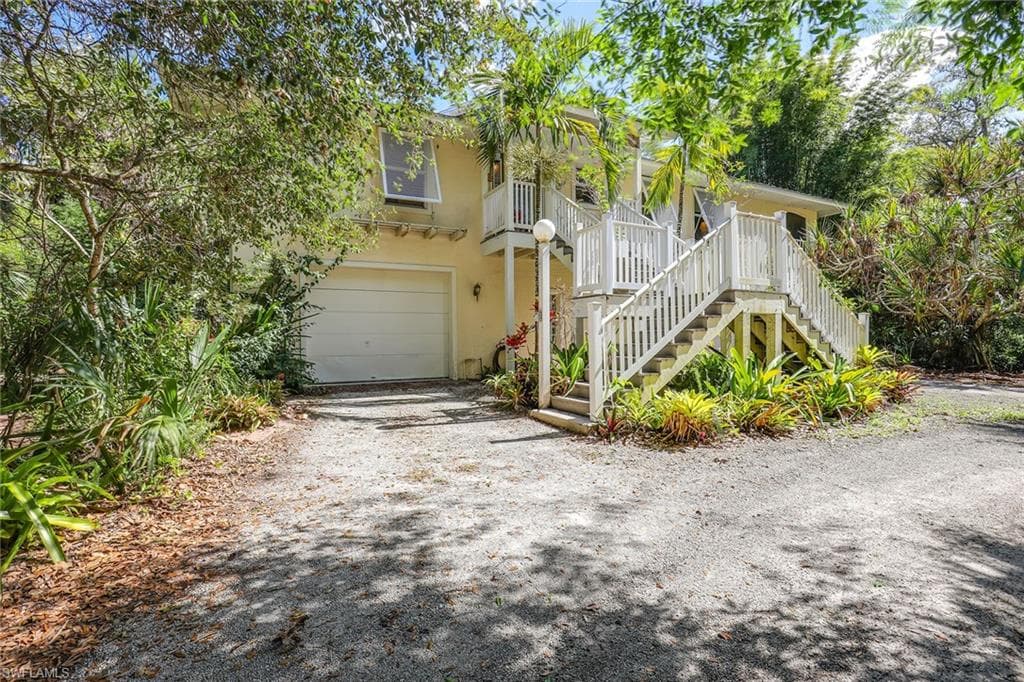 1060 Logan BLVD S NAPLES, FL 34116