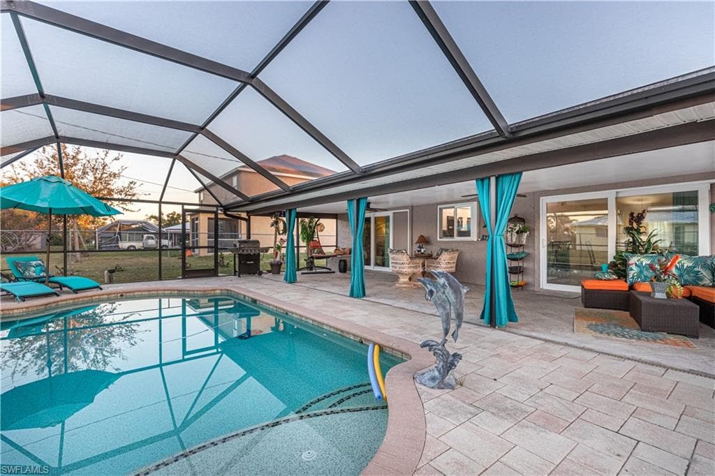2123 SE 6th ST CAPE CORAL, FL 33990