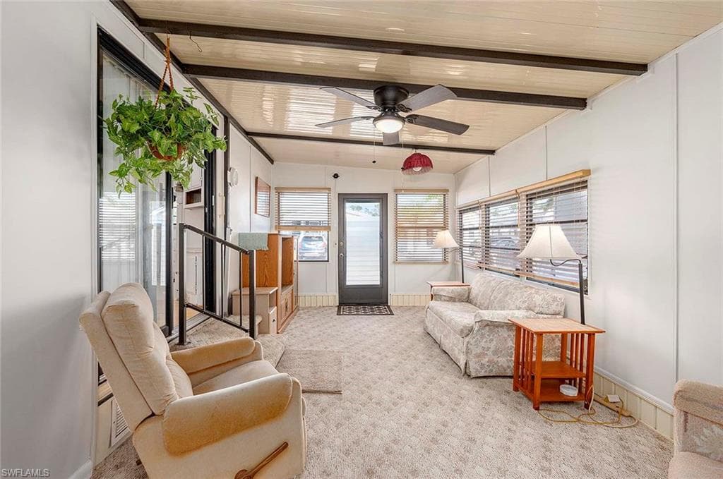 22 La Fonda LN NORTH FORT MYERS, FL 33903