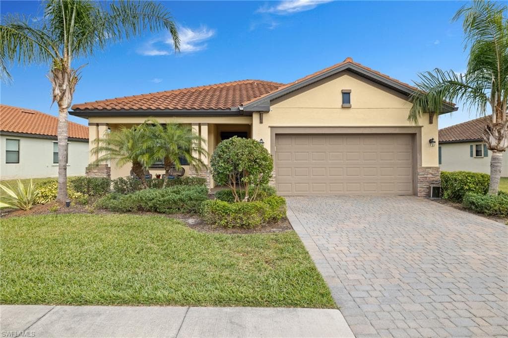 11583 Shady Blossom DR FORT MYERS, FL 33913