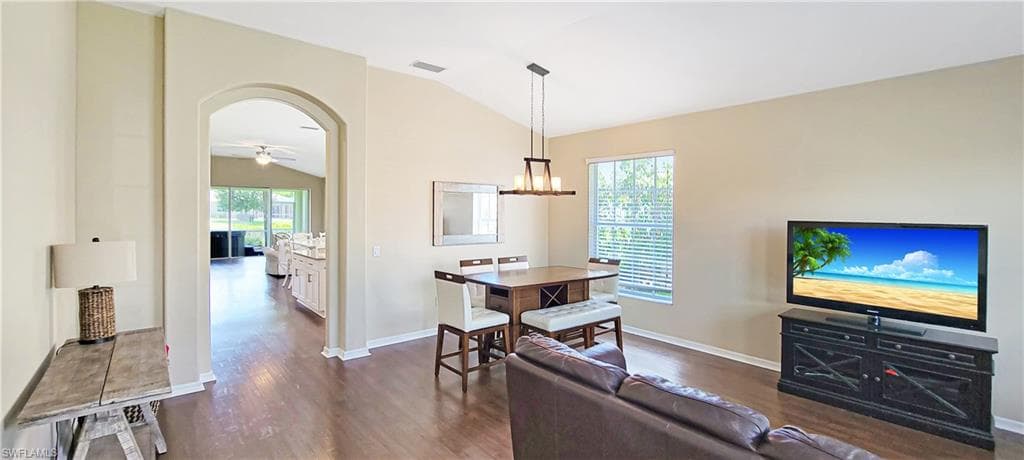 2640 Sunvale CT CAPE CORAL, FL 33991