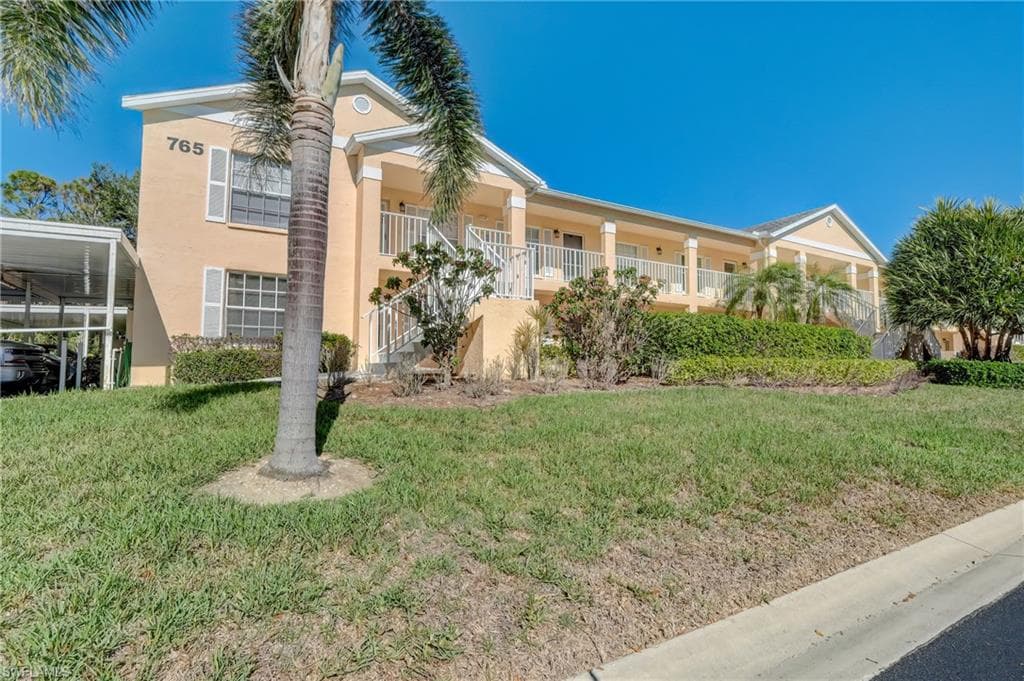 765 Wiggins Lake DR 101 NAPLES, FL 34110