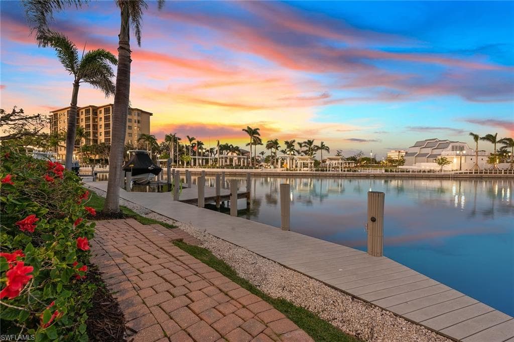 481 Rio CT MARCO ISLAND, FL 34145