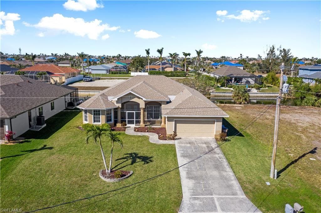 3014 SW 24th AVE CAPE CORAL, FL 33914