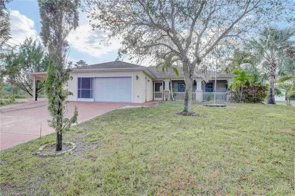 403 Canton AVE LEHIGH ACRES, FL 33972