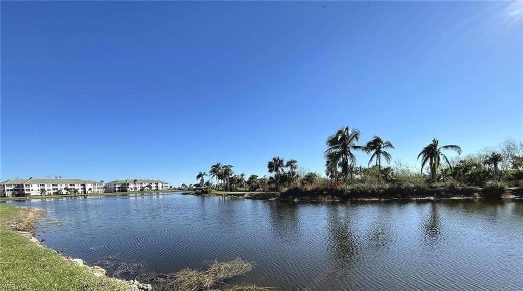9121 Southmont CV 102 FORT MYERS, FL 33908