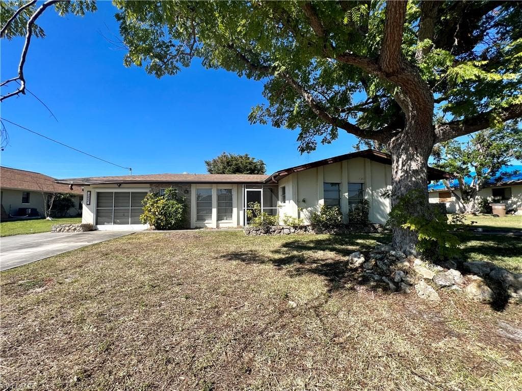 3408 SE Santa Barbara PL CAPE CORAL, FL 33904