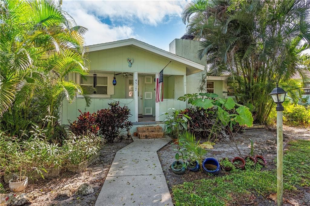 4517 DOMINION DR NAPLES, FL 34112