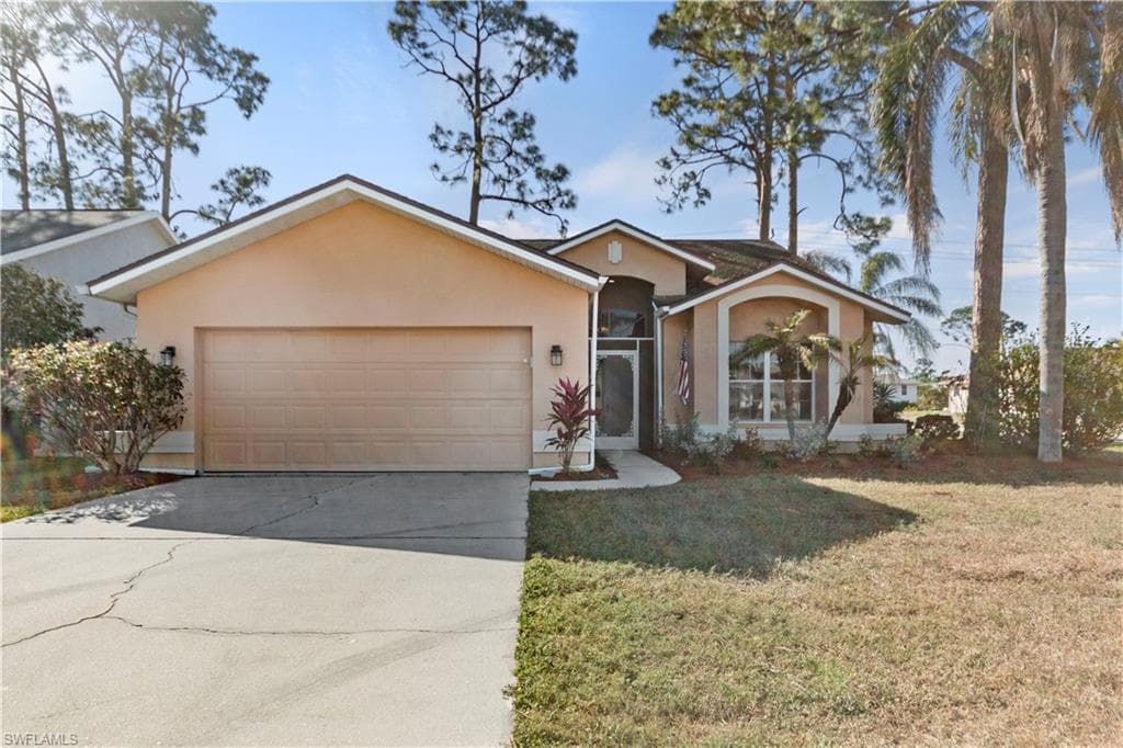 18000 Horseshoe Bay CIR FORT MYERS, FL 33967