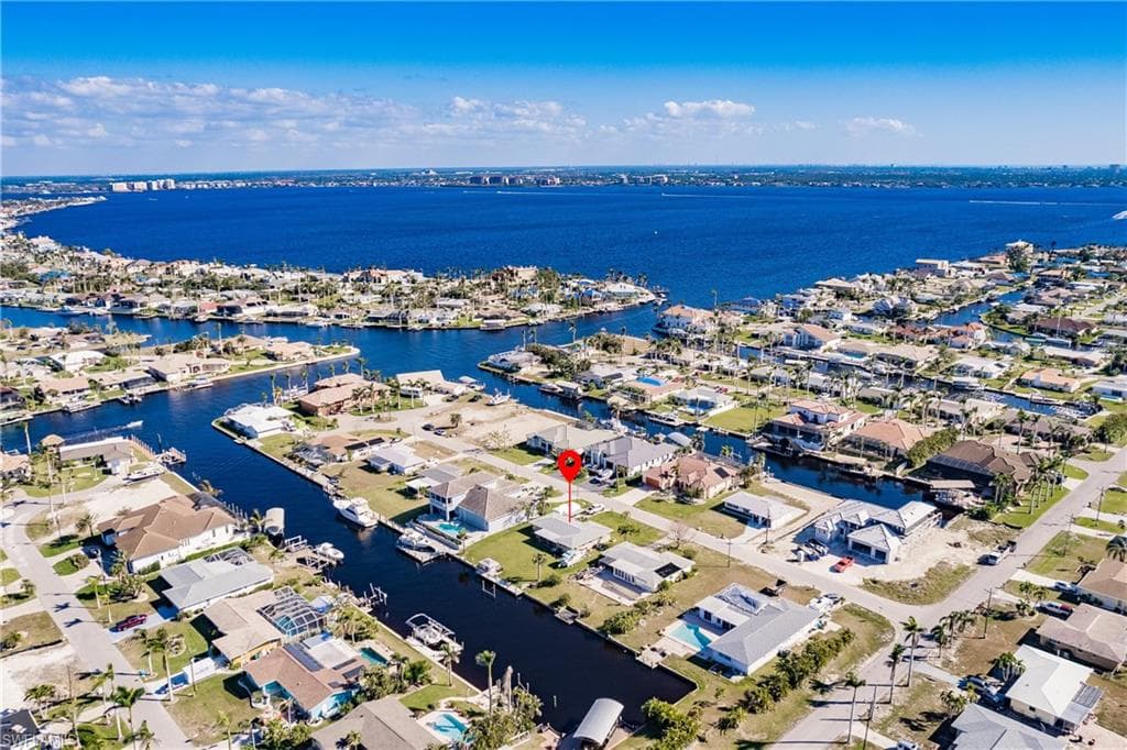 131 SW 57th ST CAPE CORAL, FL 33914