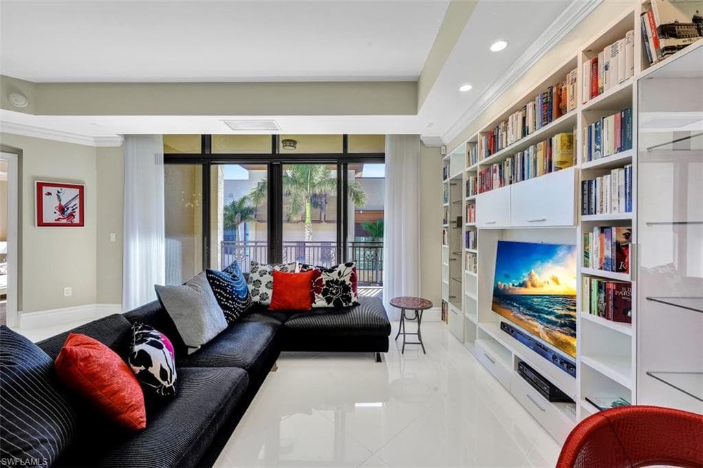 9123 Strada PL 7310 NAPLES, FL 34108