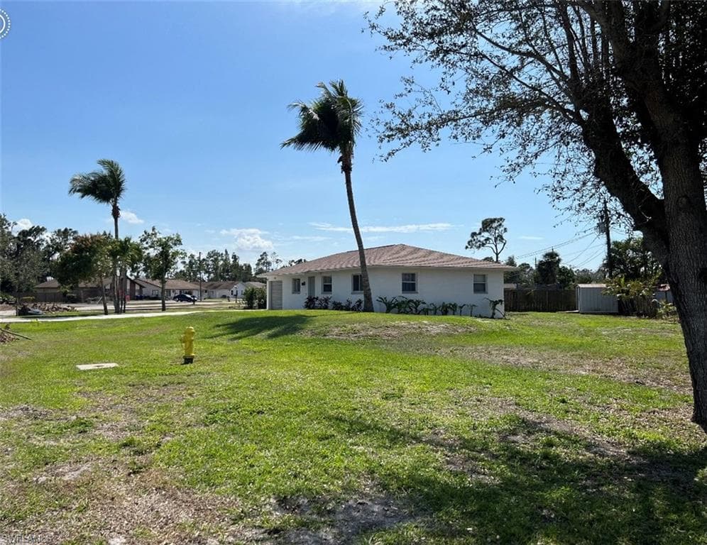 18512 Bartow BLVD FORT MYERS, FL 33967
