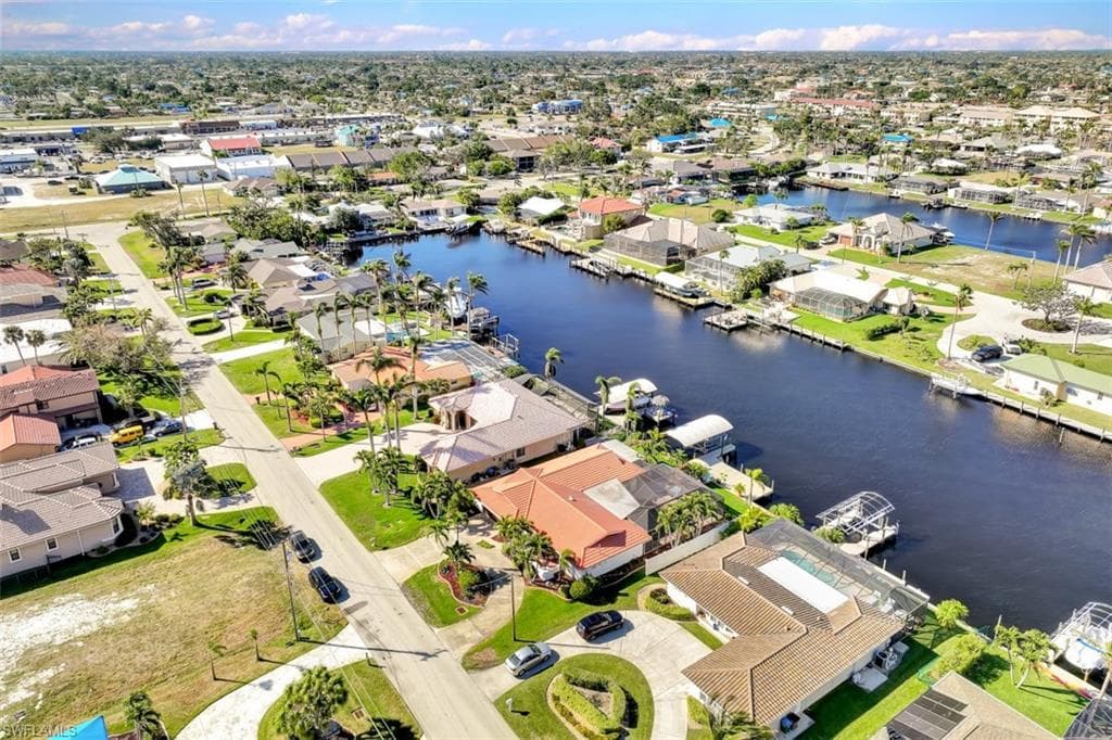 1803 SE 45th ST CAPE CORAL, FL 33904