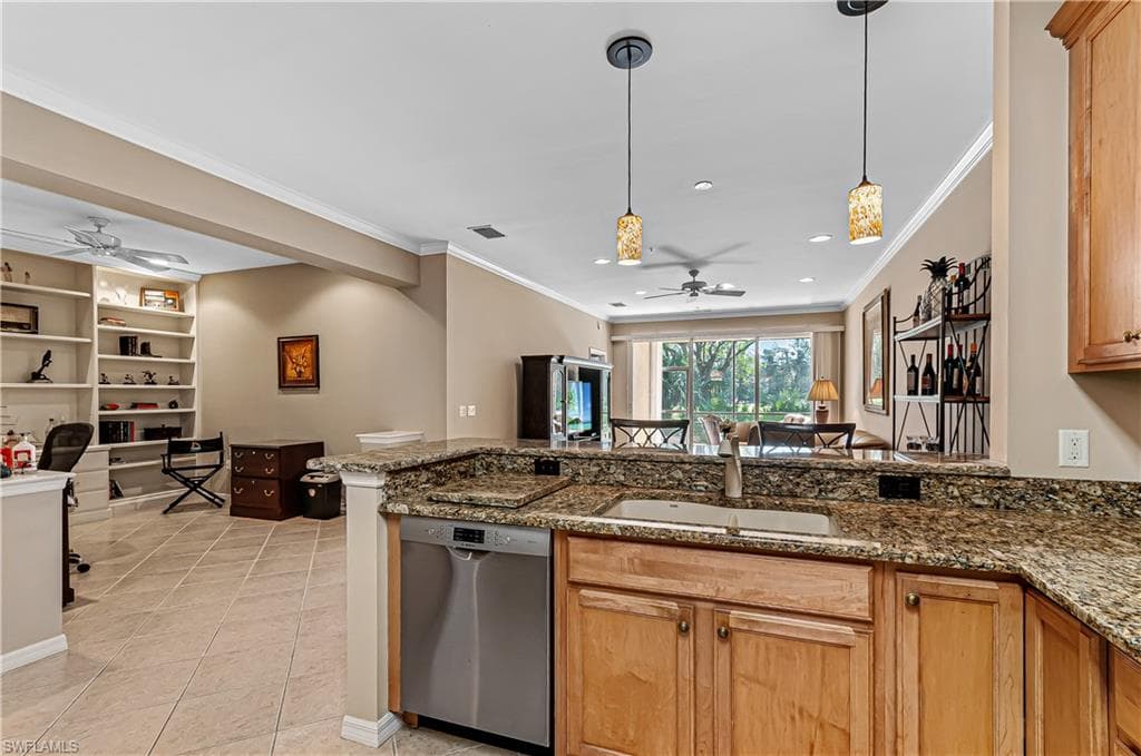 11091 Corsia Trieste WAY 103 BONITA SPRINGS, FL 34135