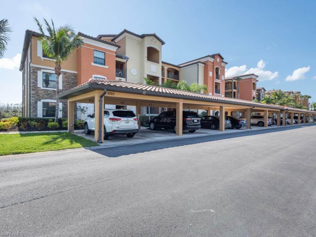 9723 Acqua CT 341 NAPLES, FL 34113