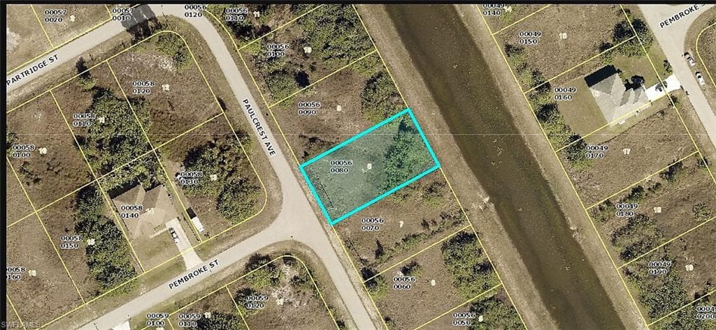 383 Paulcrest AVE LEHIGH ACRES, FL 33974