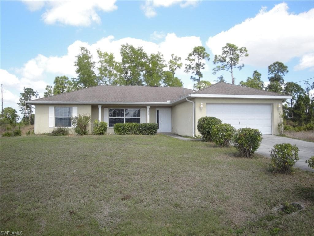 1243 Damen ST E LEHIGH ACRES, FL 33974