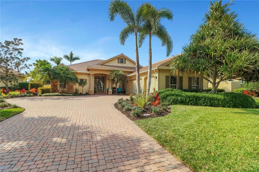 3681 Mossy Oak DR FORT MYERS, FL 33905