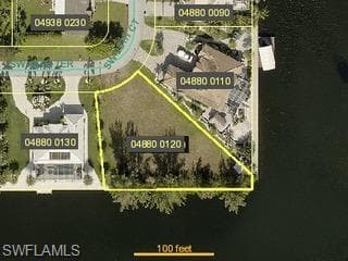 2624 SW 40th TER CAPE CORAL, FL 33914