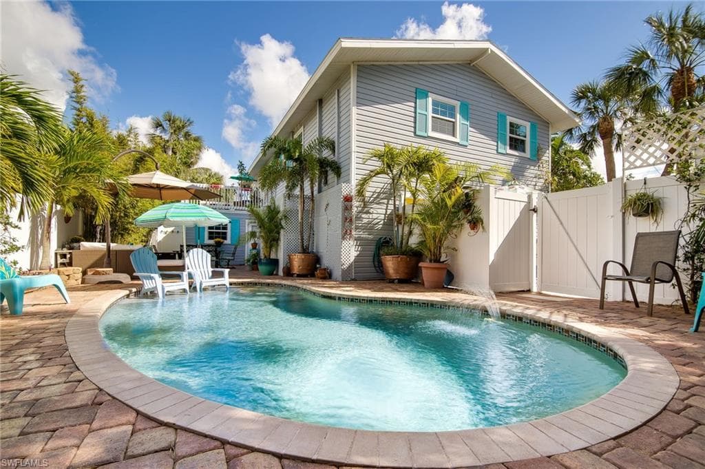 4880 Coquina RD FORT MYERS BEACH, FL 33931
