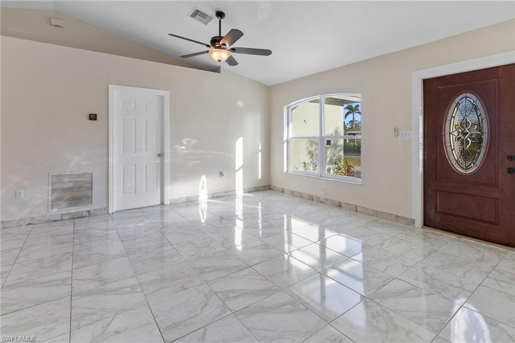 5251 Confederate DR NAPLES, FL 34113