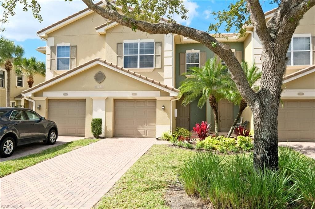 3221 Cottonwood BEND 502 FORT MYERS, FL 33905