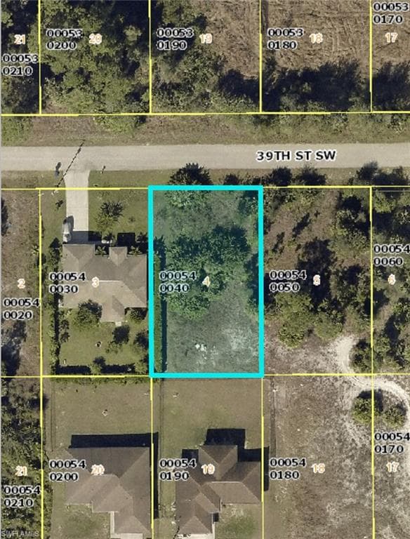 3415 39th ST SW LEHIGH ACRES, FL 33976