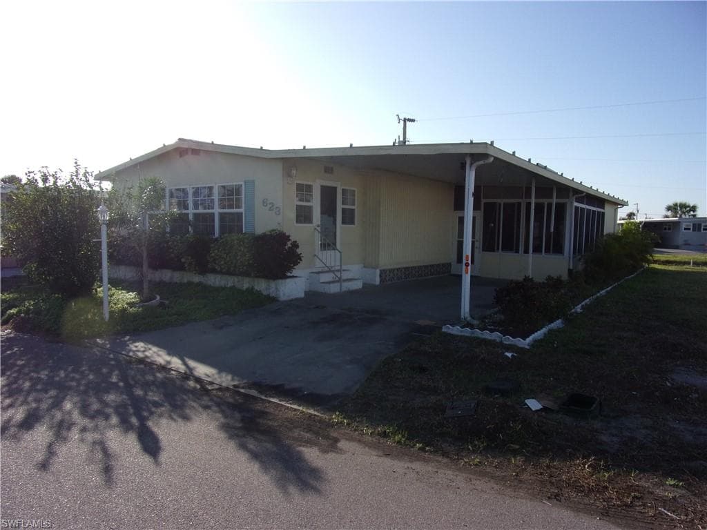 5512 Salem LN NORTH FORT MYERS, FL 33917