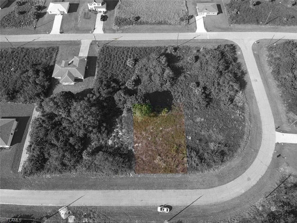 3012 MIGNON CIR LABELLE, FL 33935