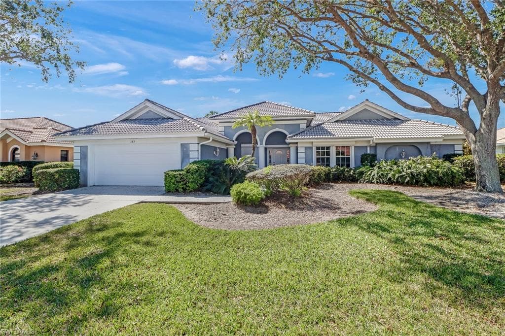 189 Monterey DR NAPLES, FL 34119