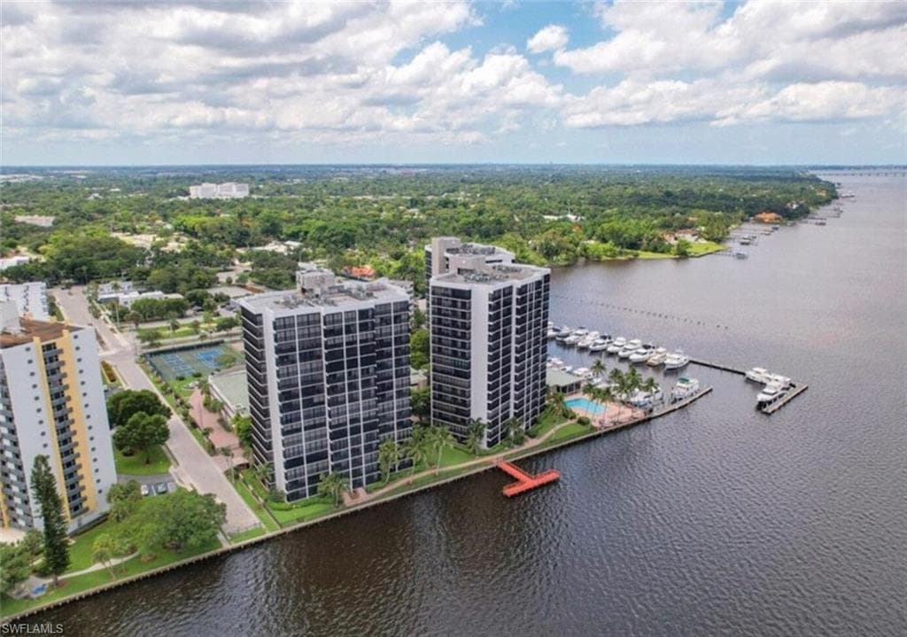 1900 Virginia AVE 503 FORT MYERS, FL 33901