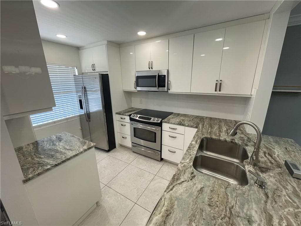 1519 Cape Coral PKWY W 9 CAPE CORAL, FL 33914