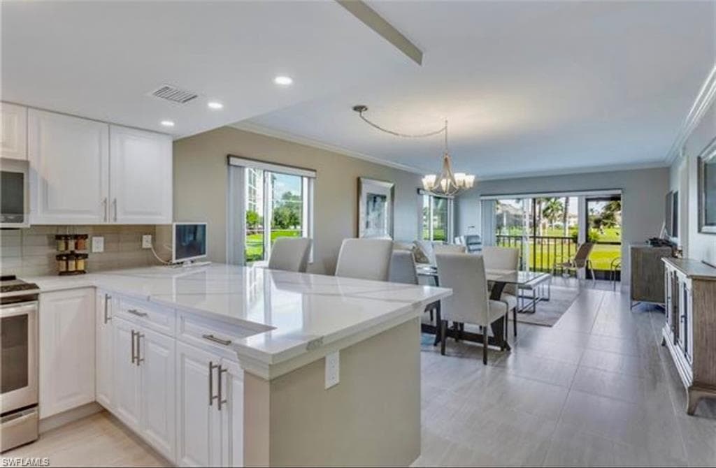 57 High Point CIR W 101 NAPLES, FL 34103