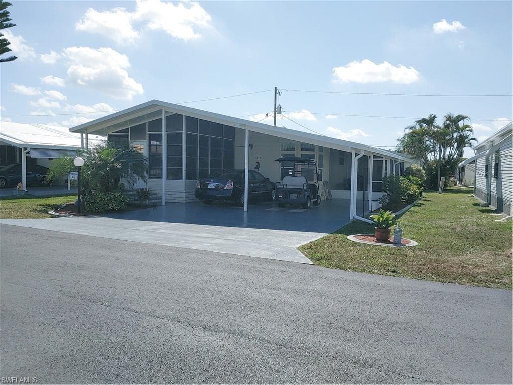 5079 Fiddleleaf DR FORT MYERS, FL 33905