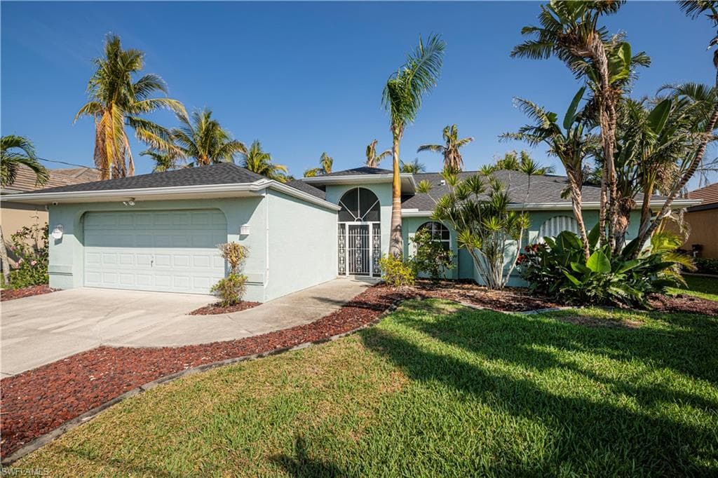 1811 SW 54th ST CAPE CORAL, FL 33914