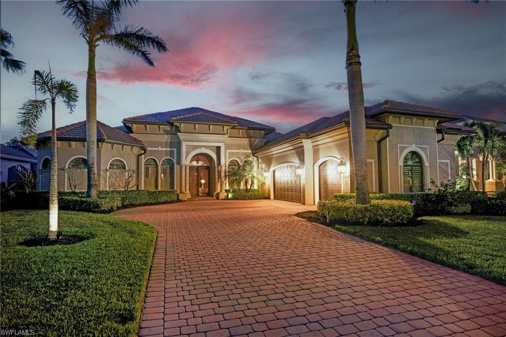 20340 Chapel TRCE ESTERO, FL 33928