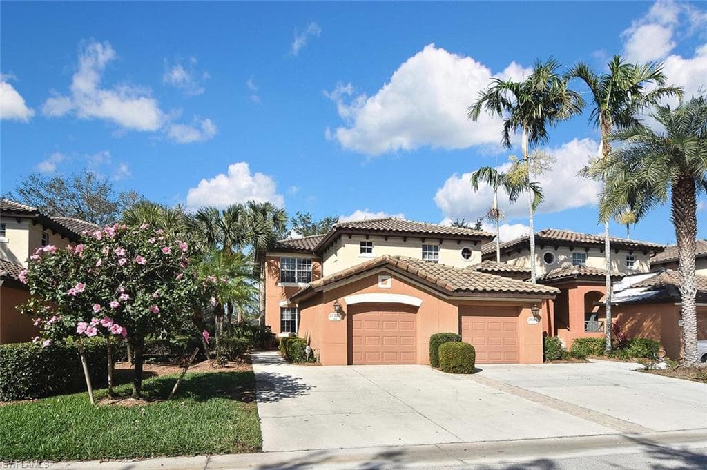 21780 Southern Hills DR 101 ESTERO, FL 33928