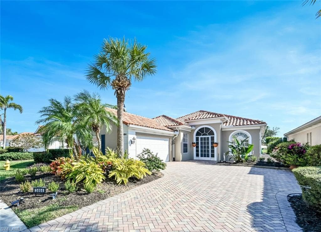 3464 Donoso CT NAPLES, FL 34109