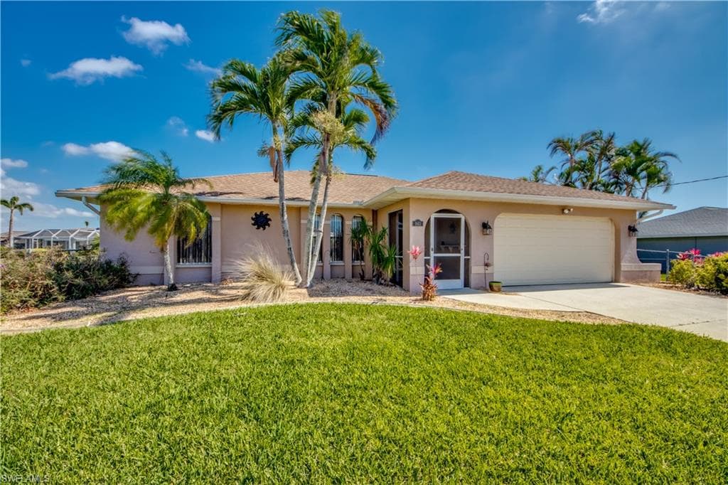 943 SW 6th CT CAPE CORAL, FL 33991