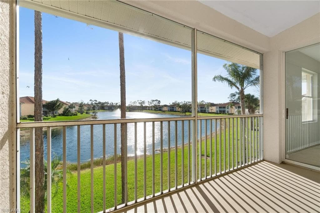 350 Robin Hood CIR 202 NAPLES, FL 34104