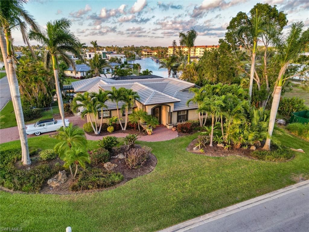 1041 S Town and River DR FORT MYERS, FL 33919