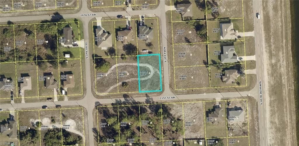 3108 21st ST SW LEHIGH ACRES, FL 33976