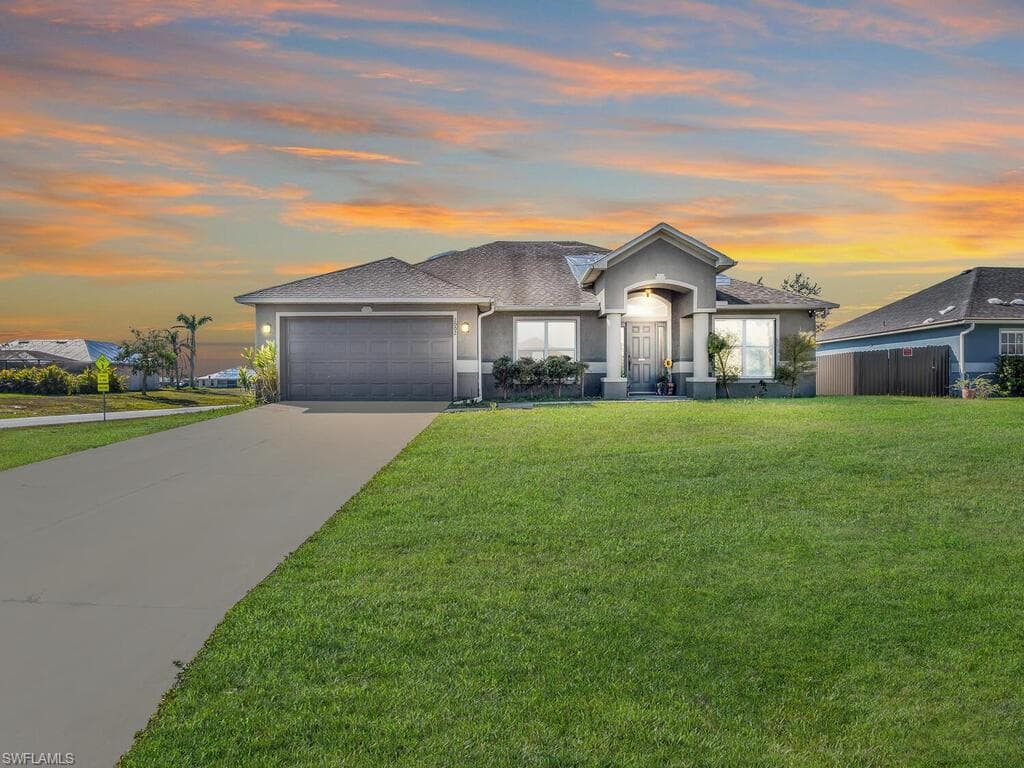 2002 NW 24th TER CAPE CORAL, FL 33993